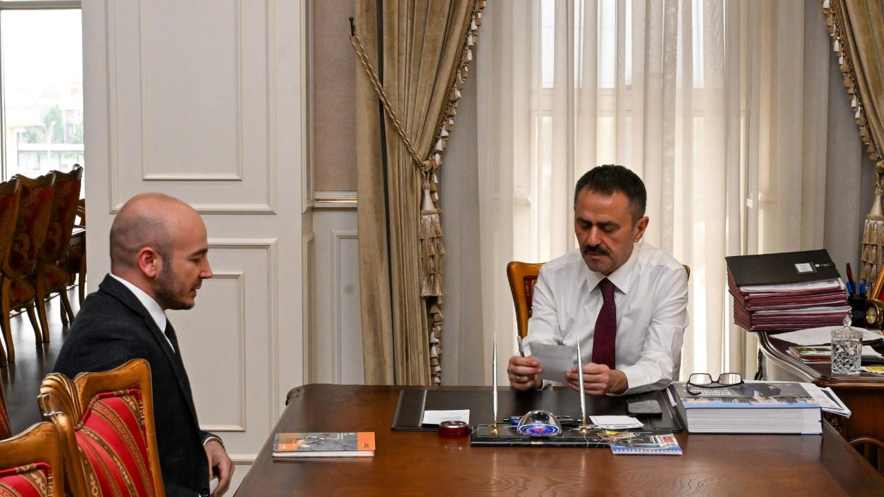 Vali İlhami Aktaş vatandaşların taleplerini tek tek dinledi