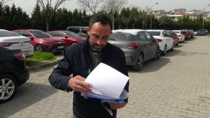 Yanlış tedavi nedeniyle hem parmağını kaybetti, hem de kolunda cisim unutuldu