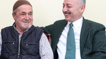 Büyükakın’dan Cavit Amca’yı sevindiren sürpriz