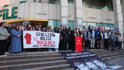 CHP Darıca; Deniz Gezmiş, Yusuf Aslan ve Hüseyin İnan'ı unutmadı