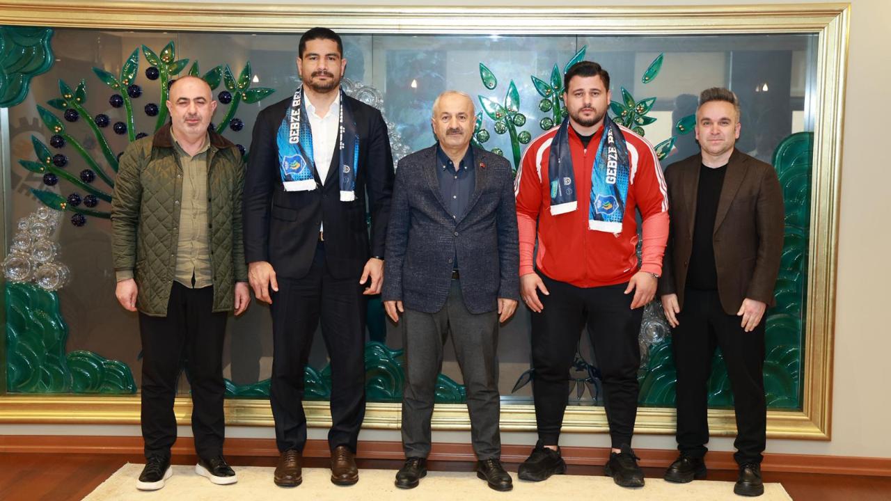 Güreş camiasından Başkan Büyükgöz’e ziyaret