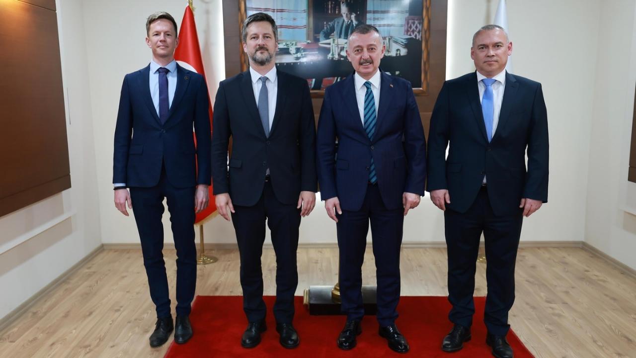 Macaristan Büyükelçisi Matis, Büyükakın’a konuk oldu